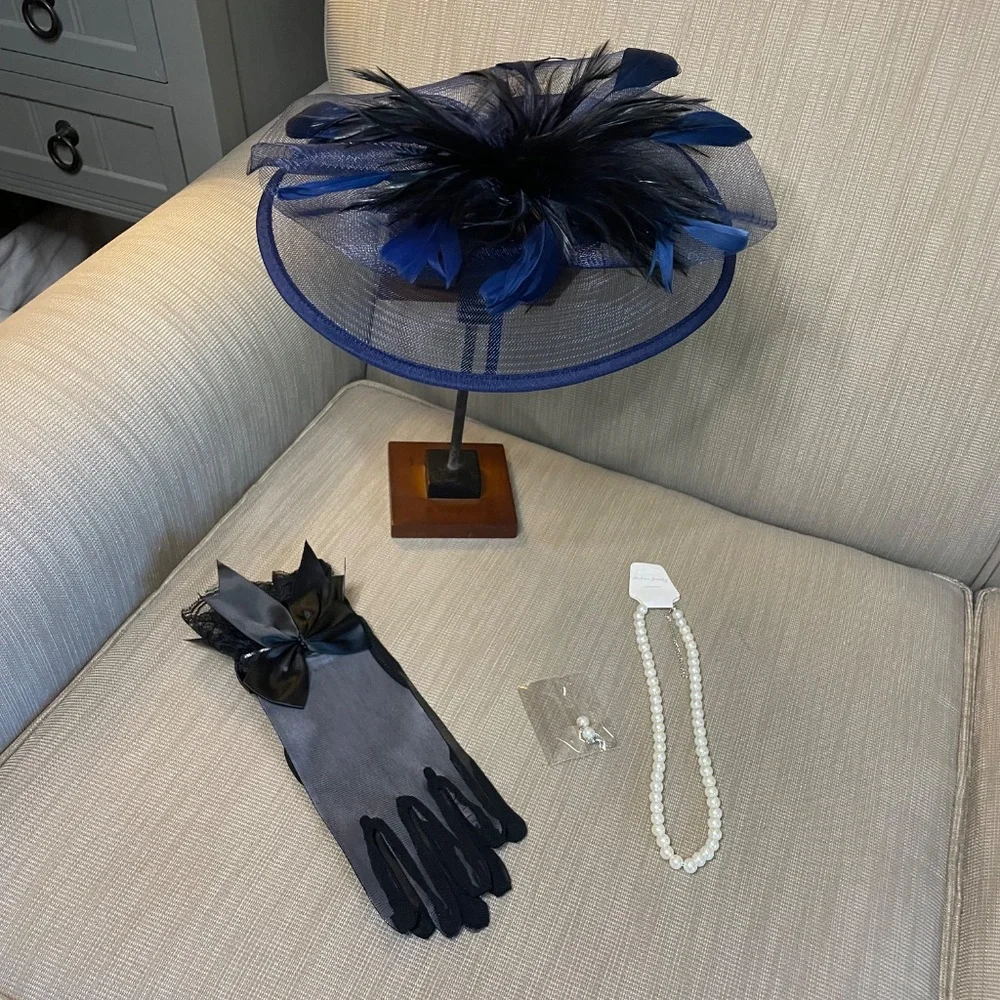 Fascinator/hat, glove, necklace & earring set (New) - Picture 2 of 6
